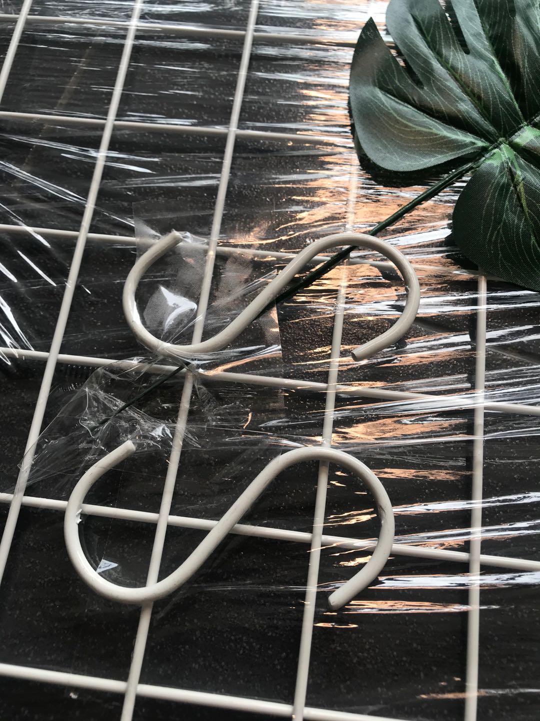 Hook S Putih Cantolan Barang