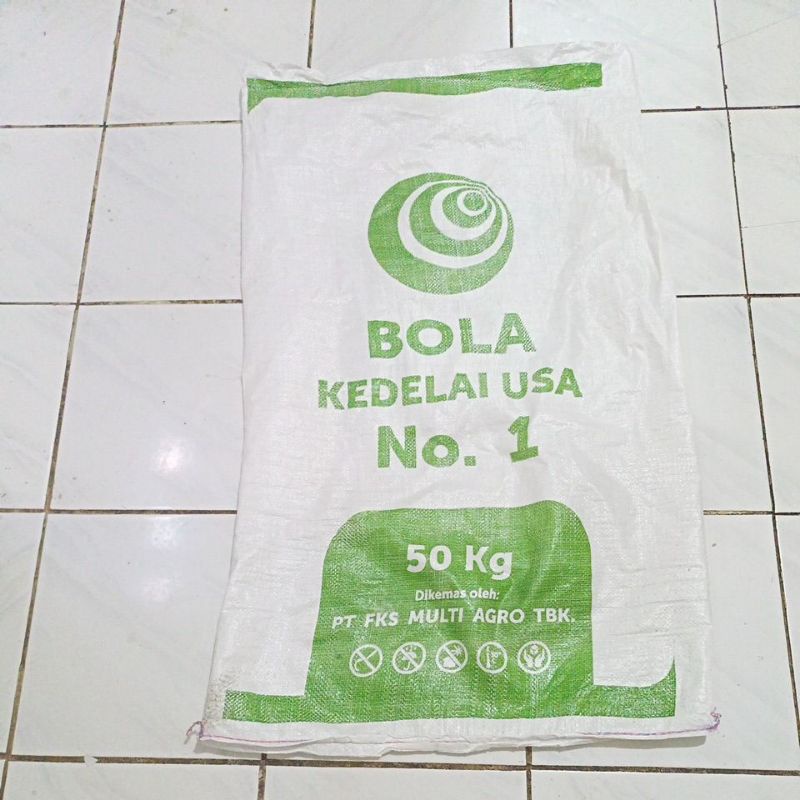 karung Bagor bekas kedelai 50kg wadah gabah