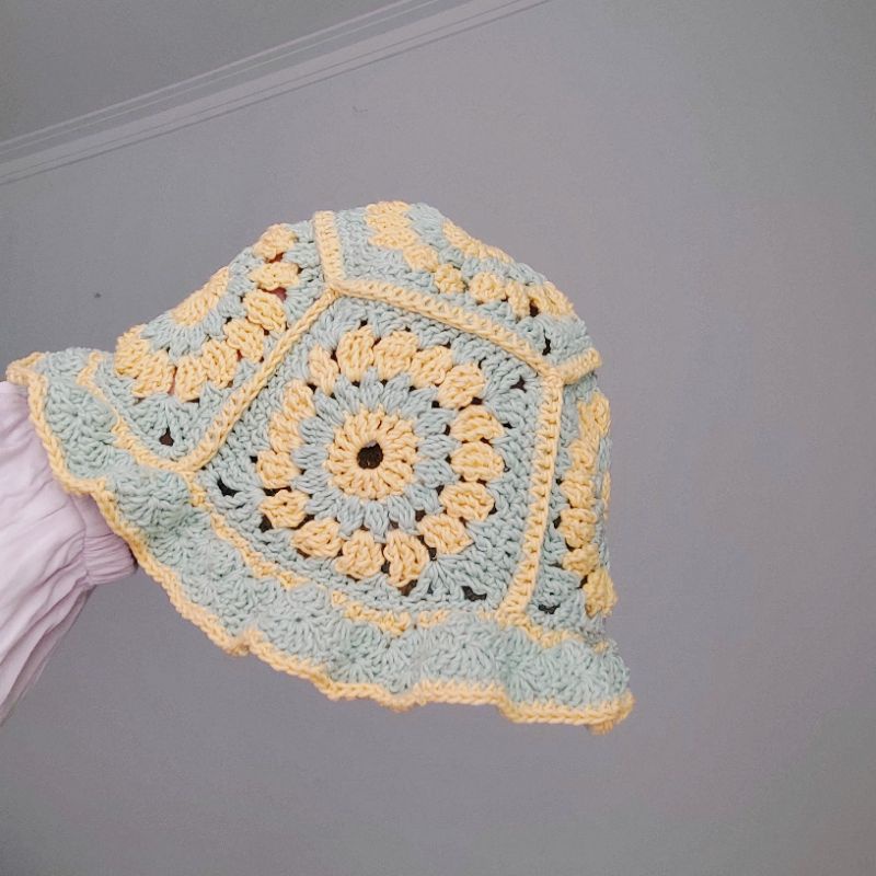 READY/PRE-ORDER joy hello inspired crochet hat / crochet bucket hat / topi rajut