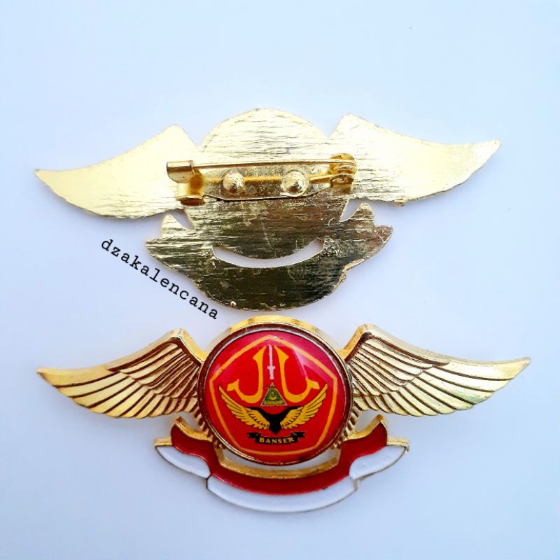 Pin BANSER ~ Pin Wing BANSER NU