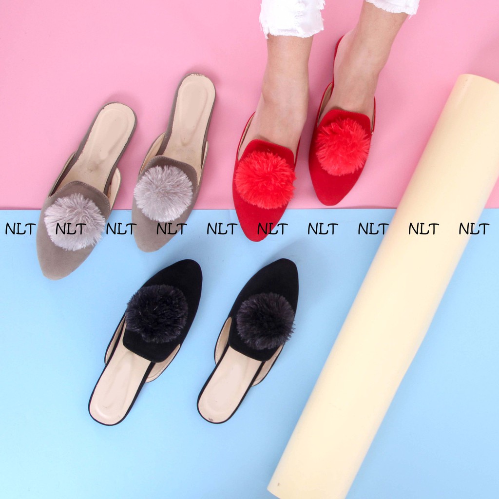 BELI 1 GRATIS 1 Flat Shoes Wanita BULU POMPOM FLAT GRATIS ANTING POMPOM