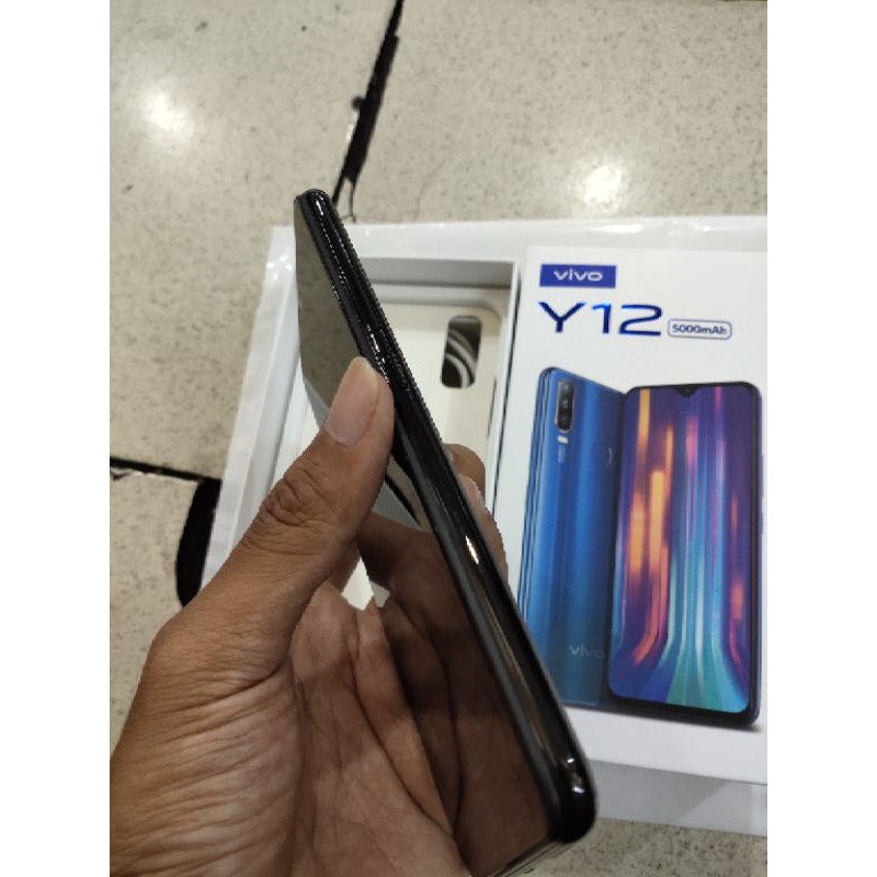 second vivo Y12 3/32 ex resmi fullsett original muluss like new