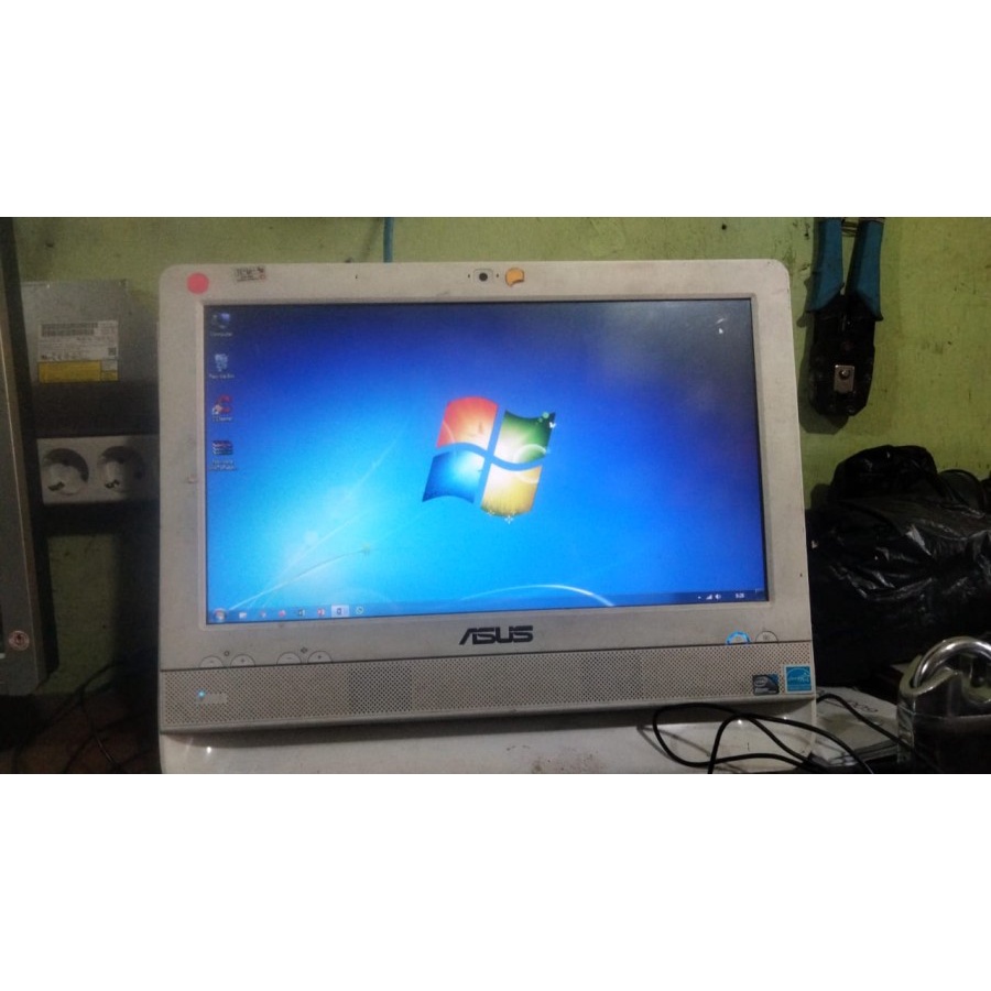 ALL IN ONE PC -AIO ASUS R ATOM -15.6 INCHI Touchscreen D425 |4GB|Windo