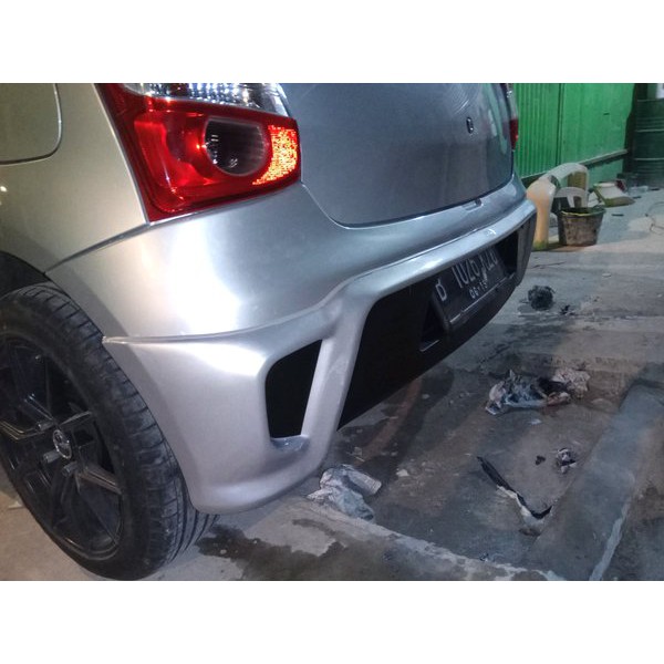 bodykit etios -- toyota Etios Bodykit etios toms belakang -- PNP dan bergaransi