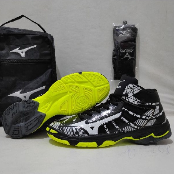 sepatu volly mizuno voltage / sepatu mizuno wave voltage / sepatu mizuno wlz 3 / mizuno wlz 6
