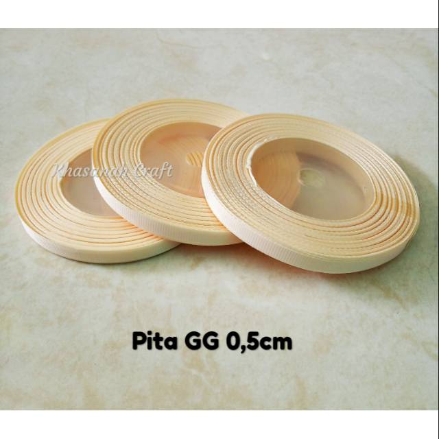 

Pita GG 0,5cm ~krem