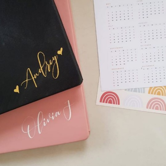 

Thre Design Gratitude Journal + Custom Nama
