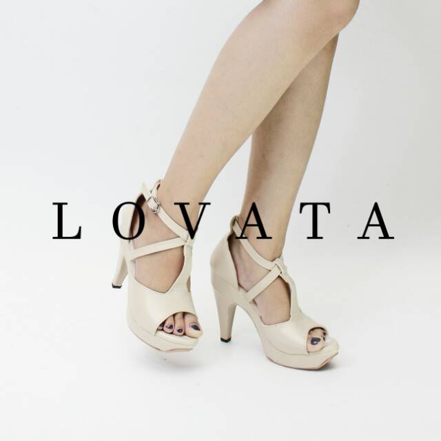LOVATA SEPATU HAK TINGGI WANITA HITAM PUTIH
