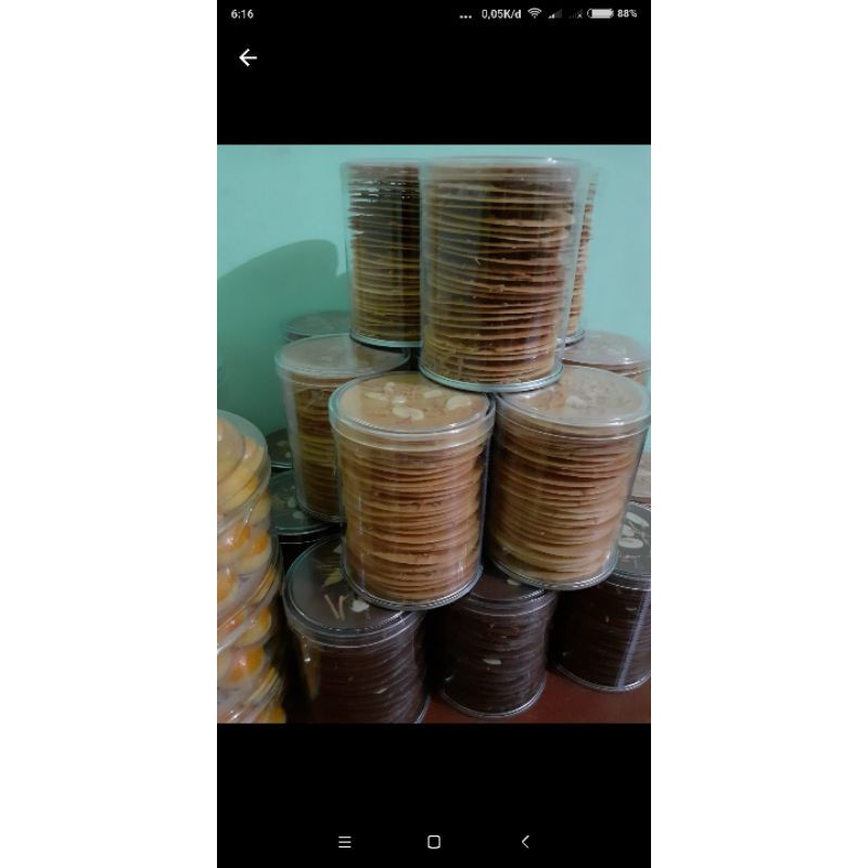 

Almond Crispy Endeuss by Nita Cookies