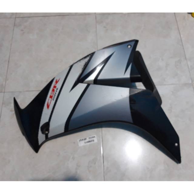 Sayap Fairing kiri CBR 150 R lokal original Hitam