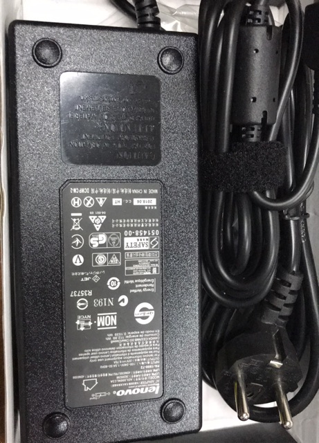 Adaptor Charger Lenovo PC All In One USB 20V- 6.75A Original