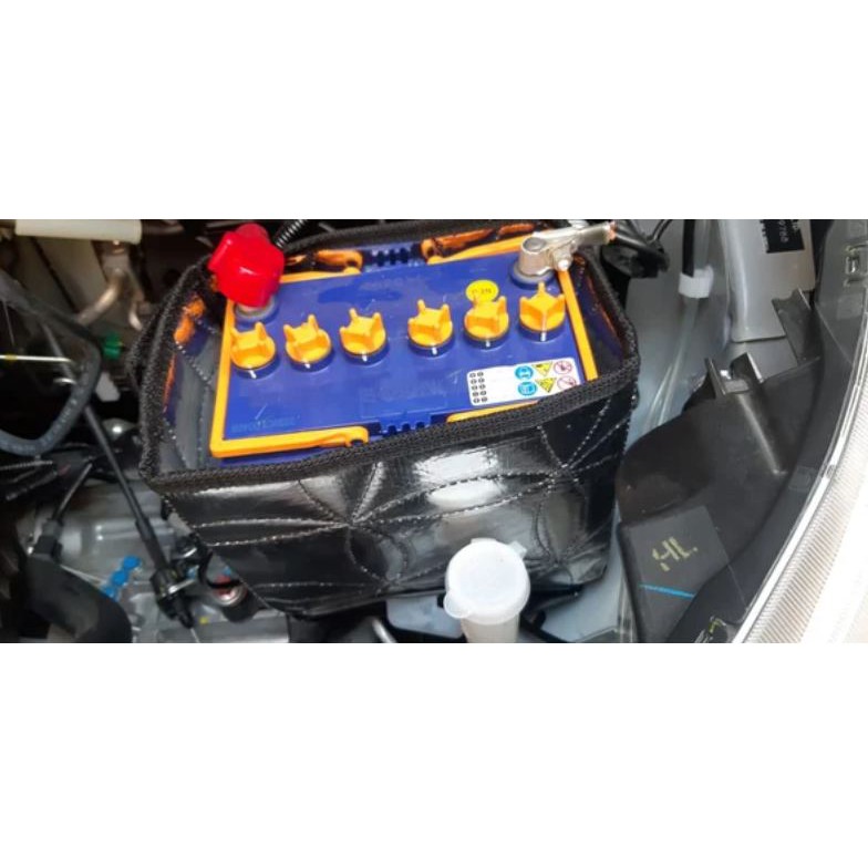 Cristal Peredam AKI pelindung accu mobil Toyota Rush NS 40