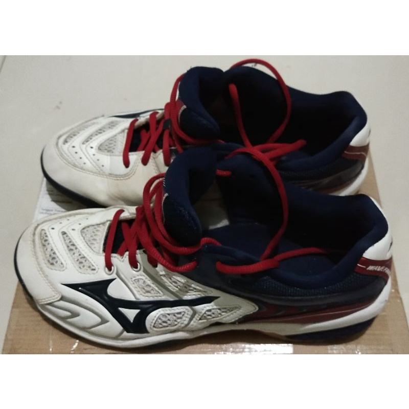 Mizuno Wave Fang SS2 Wide