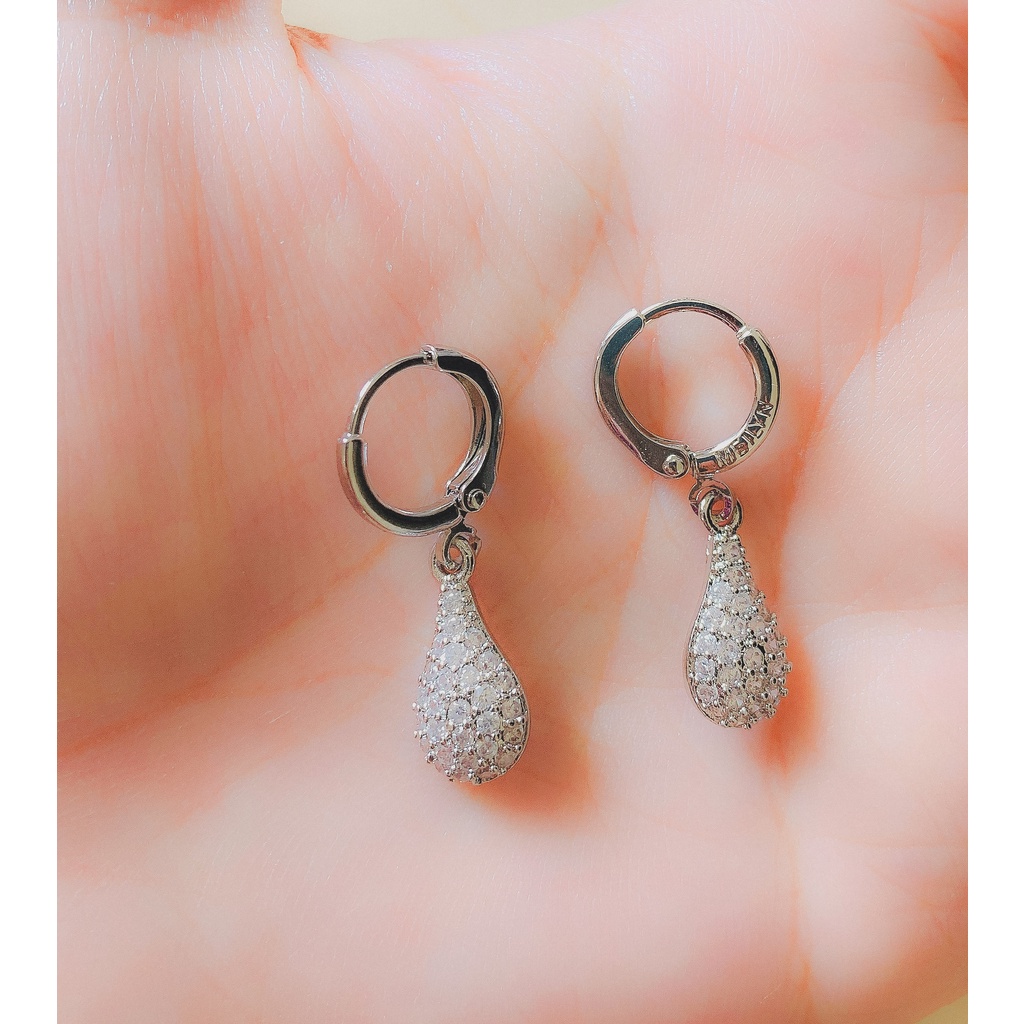 Anting Wanita Rintik Air Bintik Silver Zirconia Xuping-1