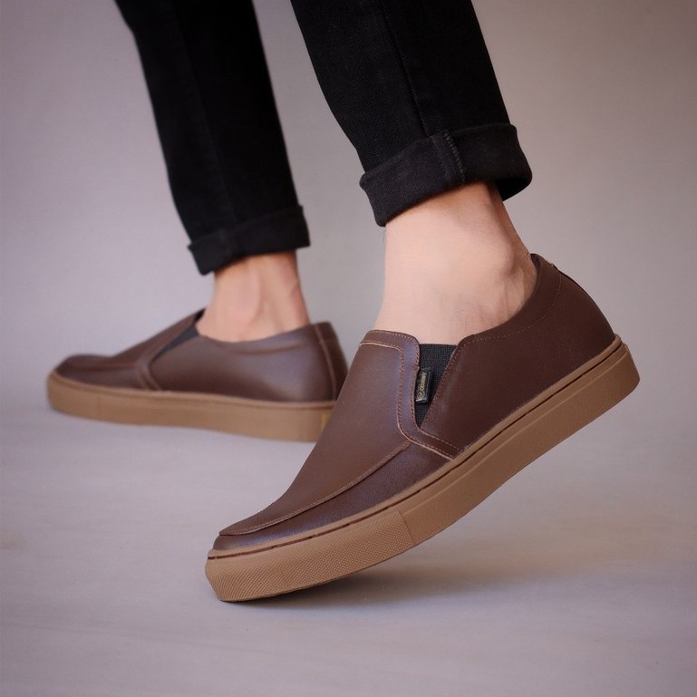 GOZIL Sepatu Kasual Casual Slip On Pria Keren Murah Original Kulit Asli Kerja Kantor Kondanga