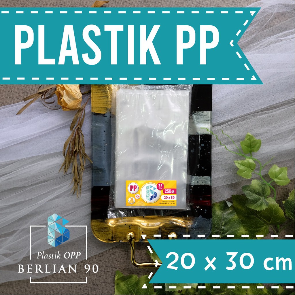 

Plastik PP mika 20 x 30 cm ( 0,35 ) isi 64 ± / Plastik kemasan makanan / Plastik Laundry isi 250 gr