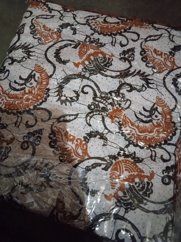 Sprei Batik Pekalongan Seprei Motif Cuwiri Exclussive Ukuran 180x200 Bantal 4 Guling 2