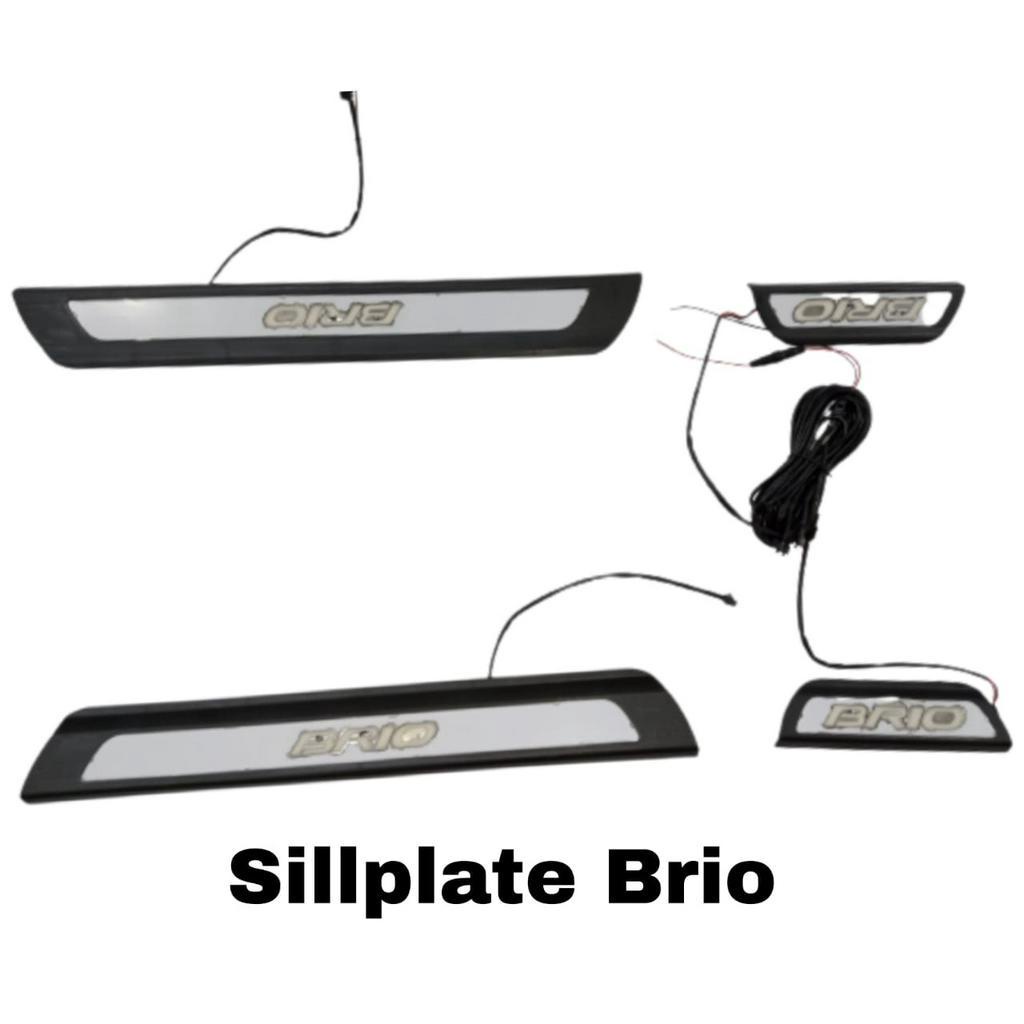 sillplate samping mobil HRV