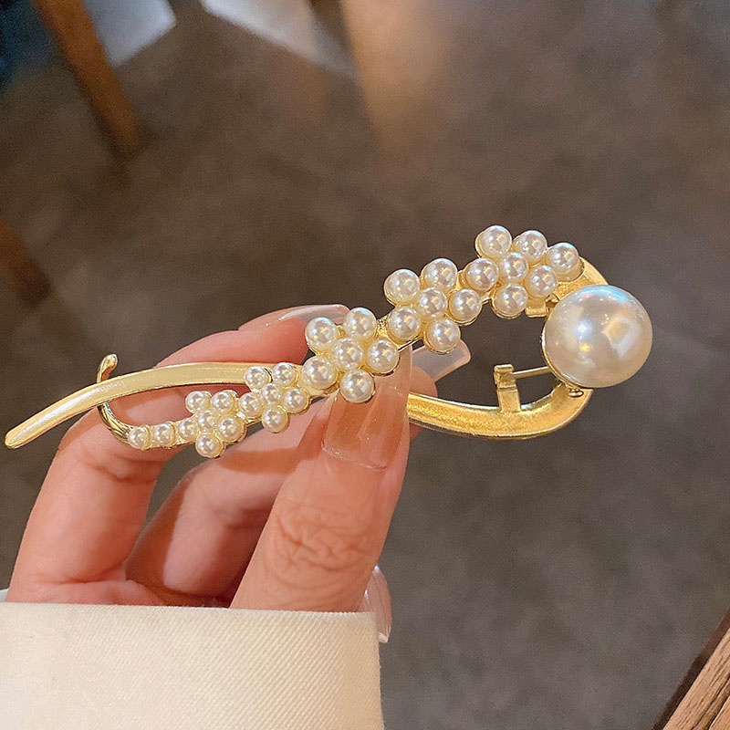 Jepit Rambut Aksen Mutiara Dan Berlian Untuk Wanita