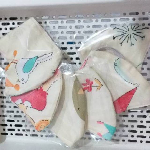 Arviandra Masker kain katun 3 ply motif lukis cantik