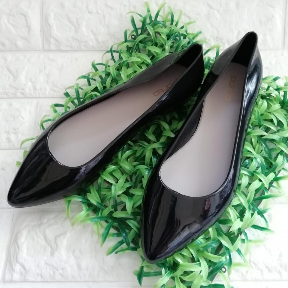 BEST QUALITY Sepatu Flat Lancip Wanita Kerja Jelly Shoes Polos Glossy Merk Porto SALE