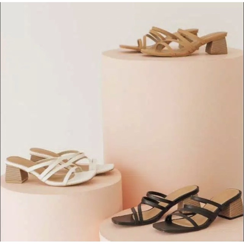 Posu official / shoelabel.id jenie shoes heels 5cm ukuran 37 warna putih (used)
