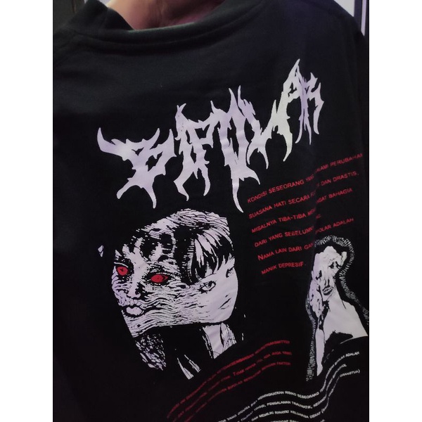 t-shirt hecate