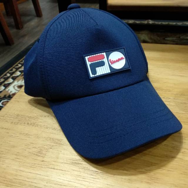 Topi Fila x Vespa