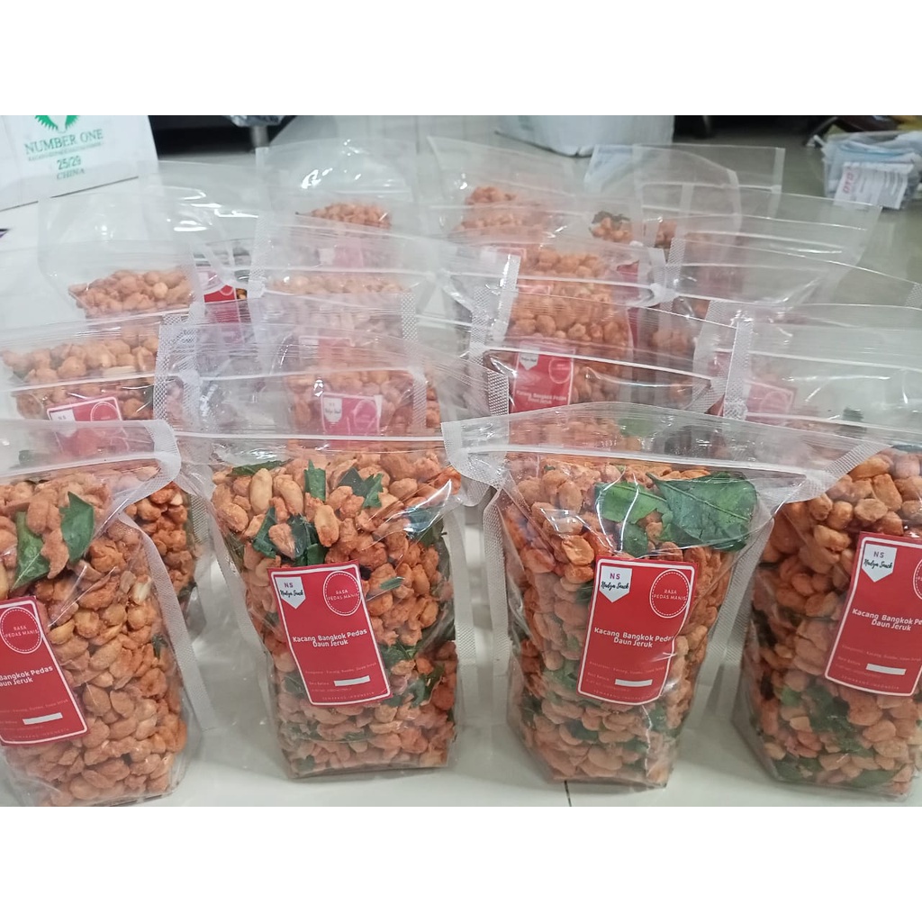 

TERMURAH KACANG BANGKOK 500GR
