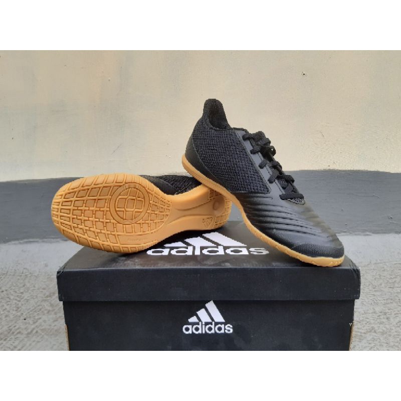 adidas predator 19.4 sala in black