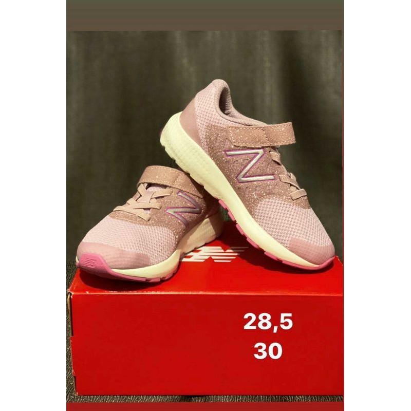 sepatu NB kids