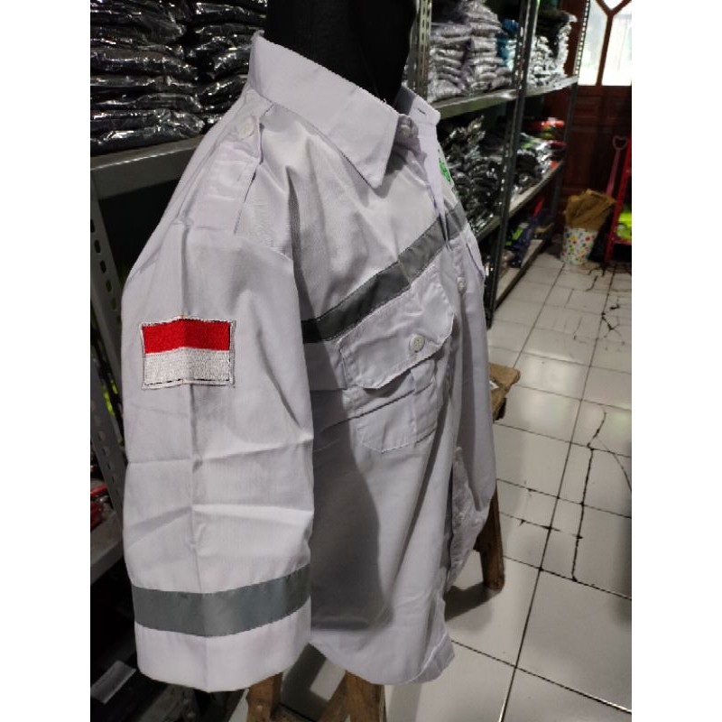LENGAN PENDEK PUTIH KANCING SERAGAM BAJU SAFETY BERLOGO