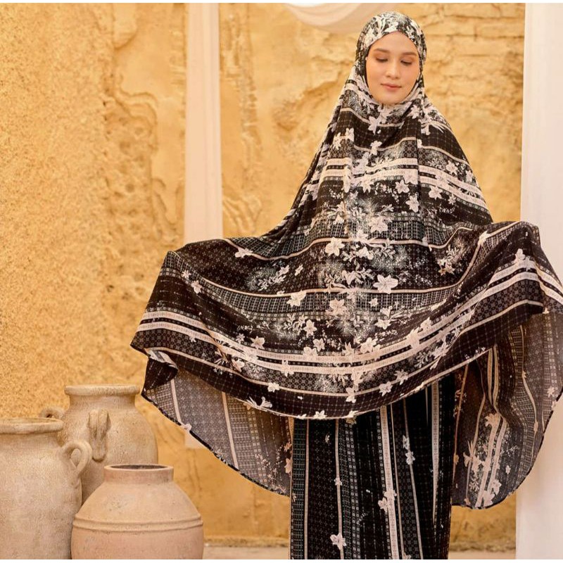 hajijah prayer set by diario x dwihanda