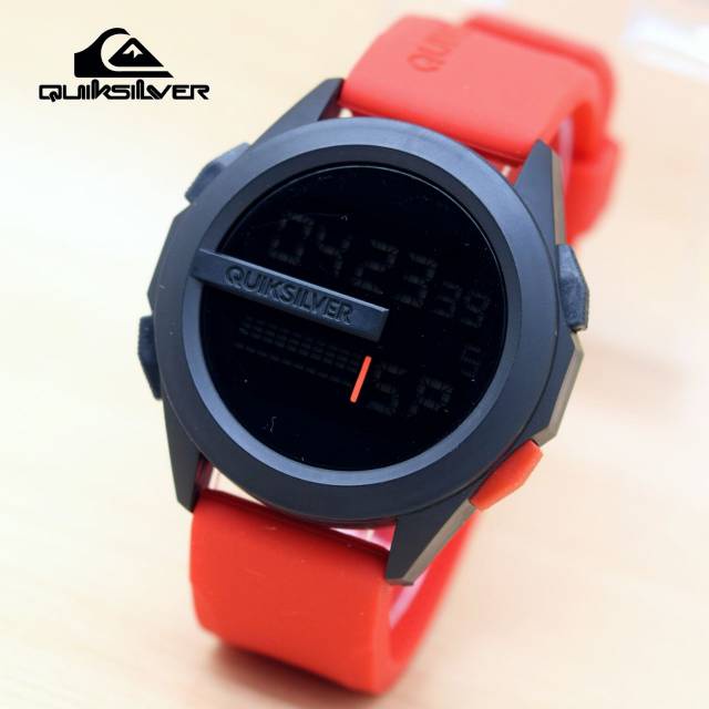 NEW Product//Jam Tangan Pria Quicksilver Bulat Strap rubber Digital