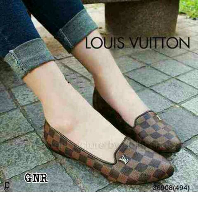 Sepatu wanita murah, remaja jalan santai LV cantik