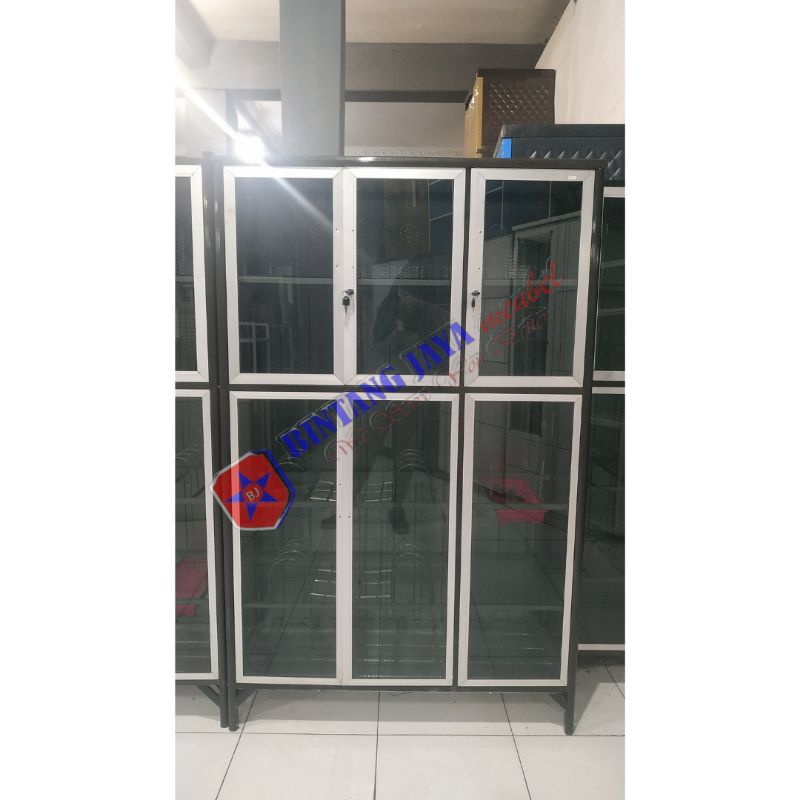 Jual Rak Piring Lemari 3 Pintu Full Kaca PENGIRIMAN KHUSUS WILAYAH KOTA DAN KAB BANDUNG