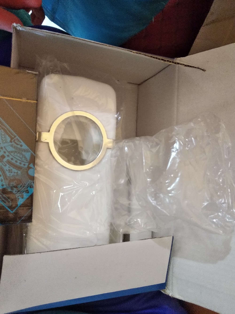 159 Dispenser Odol Pemencet Pencet Otomatis Dan Gantungan Sikat Gigi