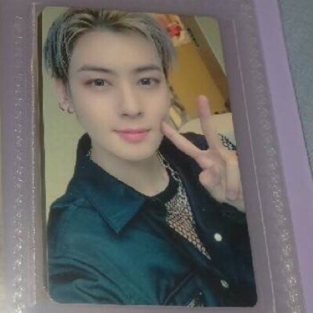 eunwoo appmus prada (booked by s****a)