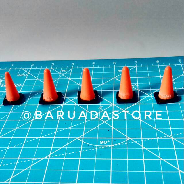 Miniatur Rambu Lalu Lintas Traffic Cone