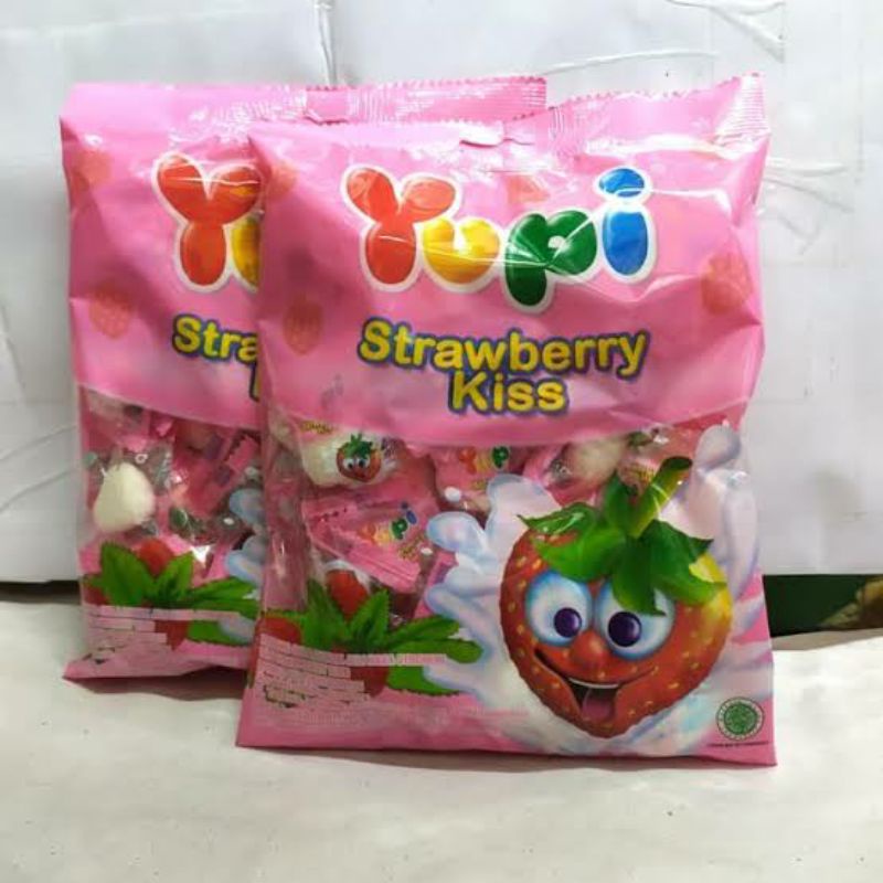 

Permen Yupi Love Rasa Strawberry