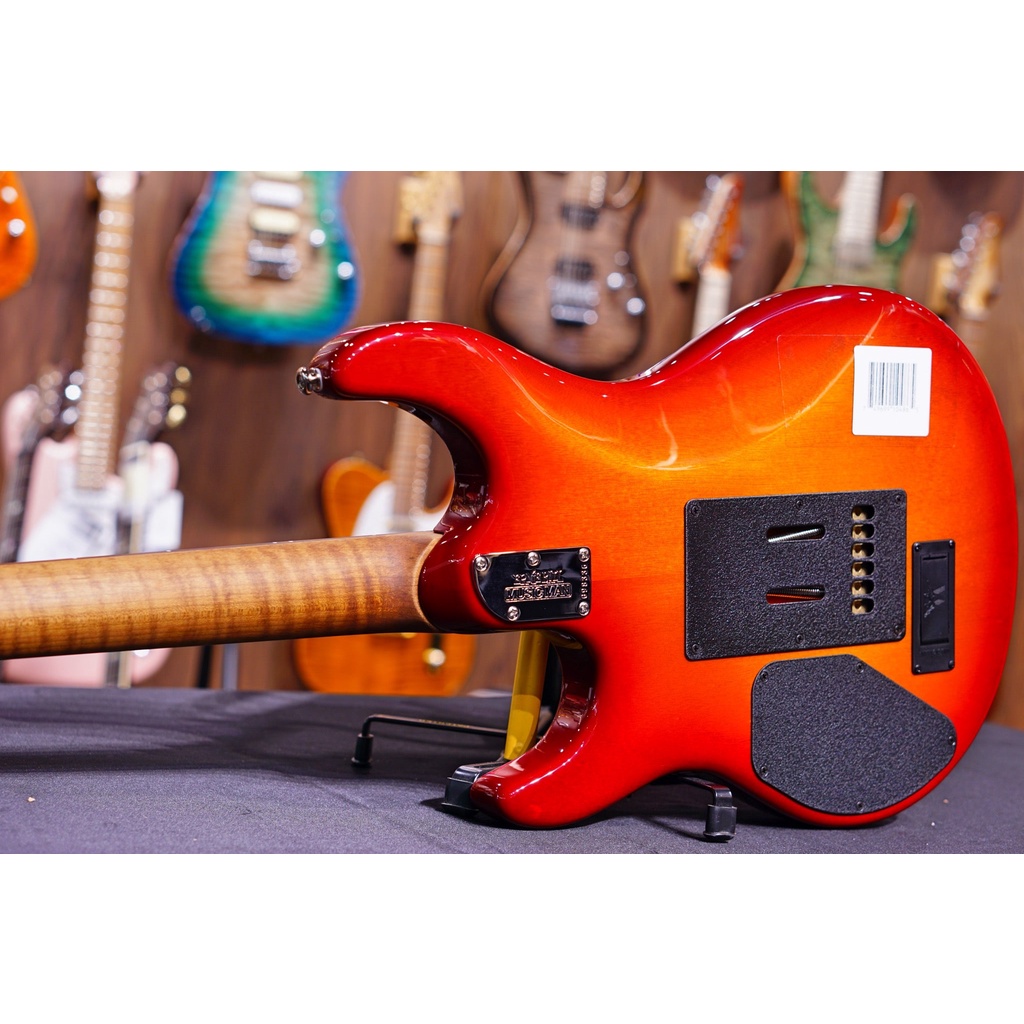 Ernie Ball Music Man Luke III HSS - Cherry Burst Quilt G98336