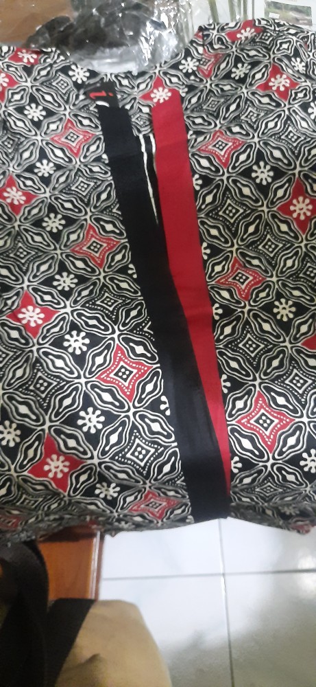 Bbae - Busan Blouse Batik Wanita