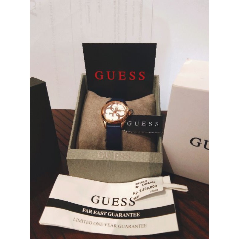 Jam Tangan Wanita Guess Seri : W1146L2 Rubber strap Navy-Rosegold