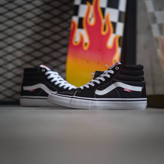 Vans Sk8 Hi Pro Black White