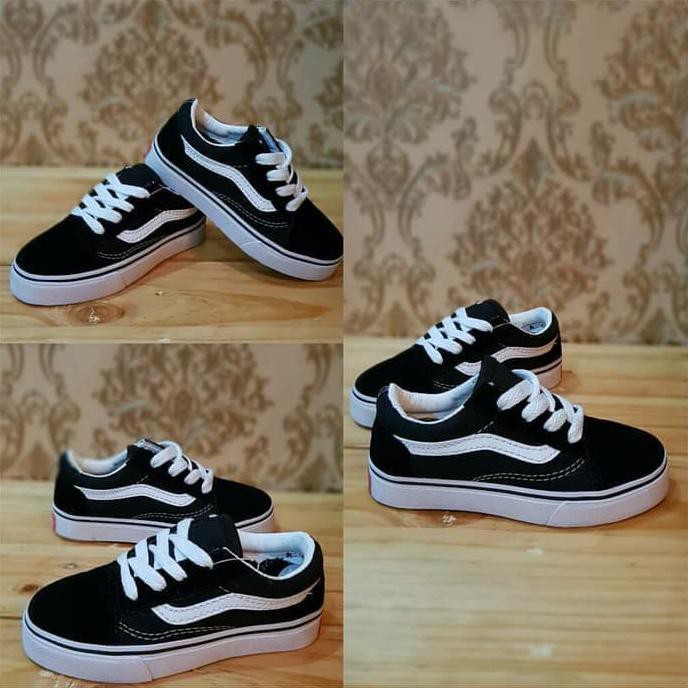 DISKON sepatu anak vans bw & catur felcro & tali ready stock