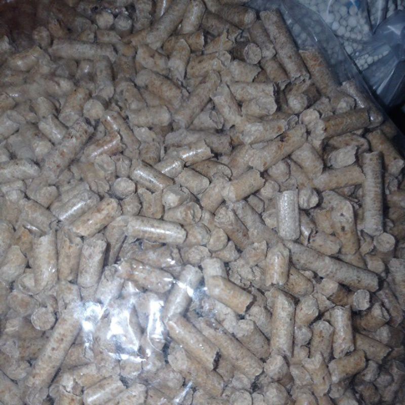 Pasir Kawan Natural Pinewood 10kg - Pasir Kucing serbuk kayu