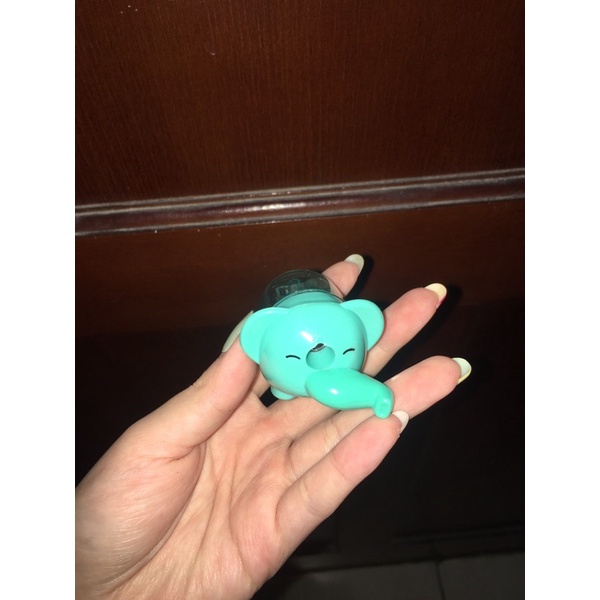 

PRELOVED RAUTAN GAJAH