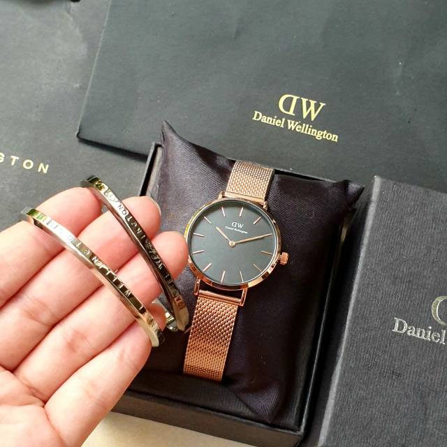 

DW Paket|Free gelang silver|Black Box|paper bag