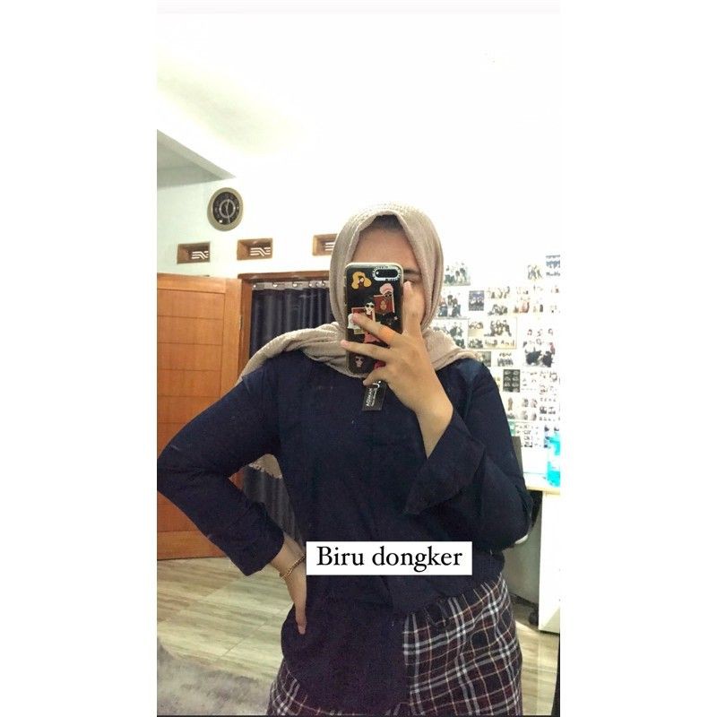 Kemeja wanita polos basic lengan panjang bahan katun rayon-Biru dongker