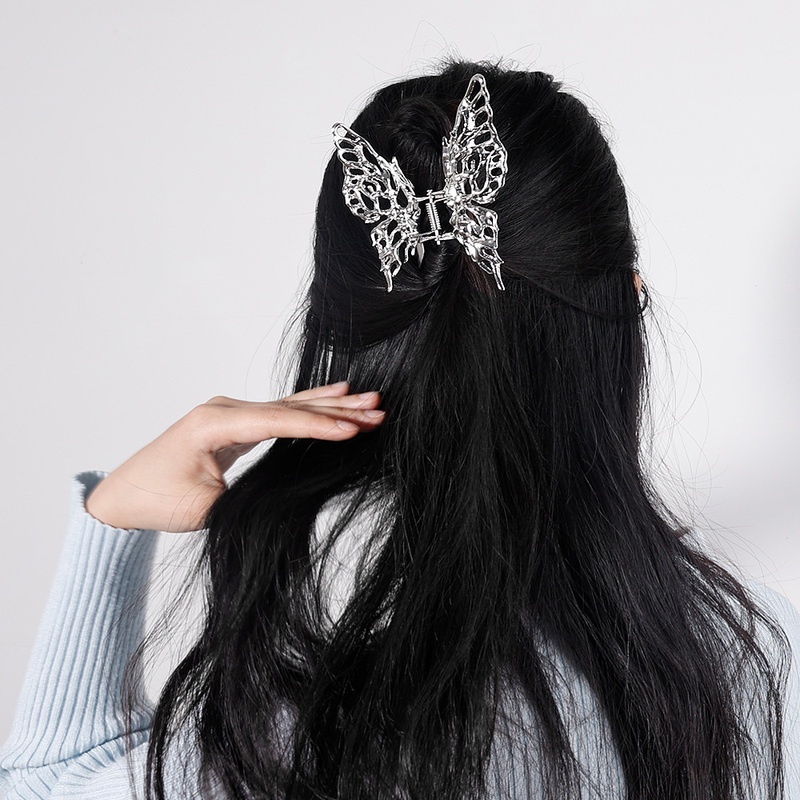 Jepit Rambut Model Butterfly Hollow Bahan Metal Gaya Vintage Untuk Wanita